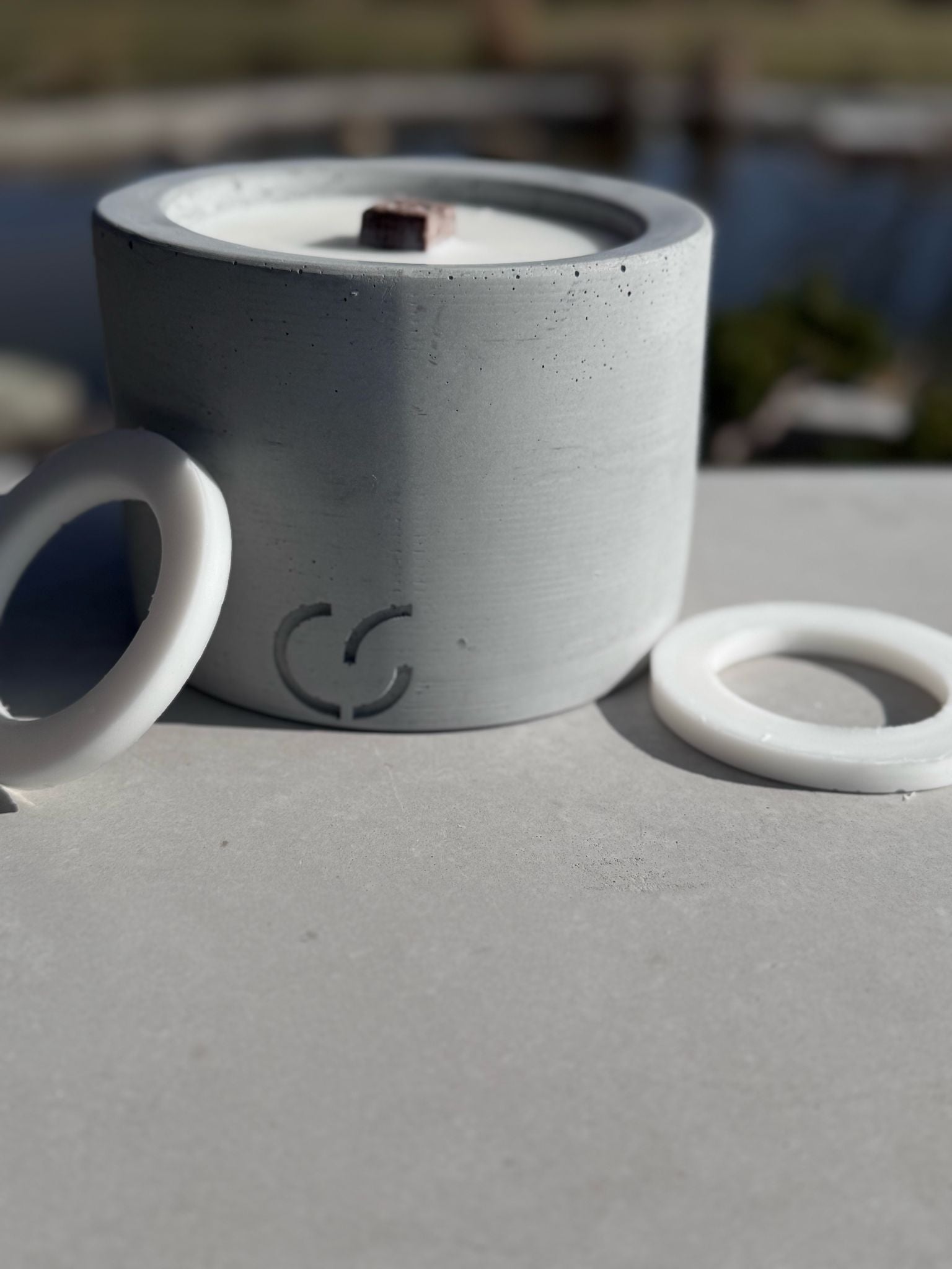 Outdoor-Tischfeuer "PLAIN" Beton-Design & Geschenkidee