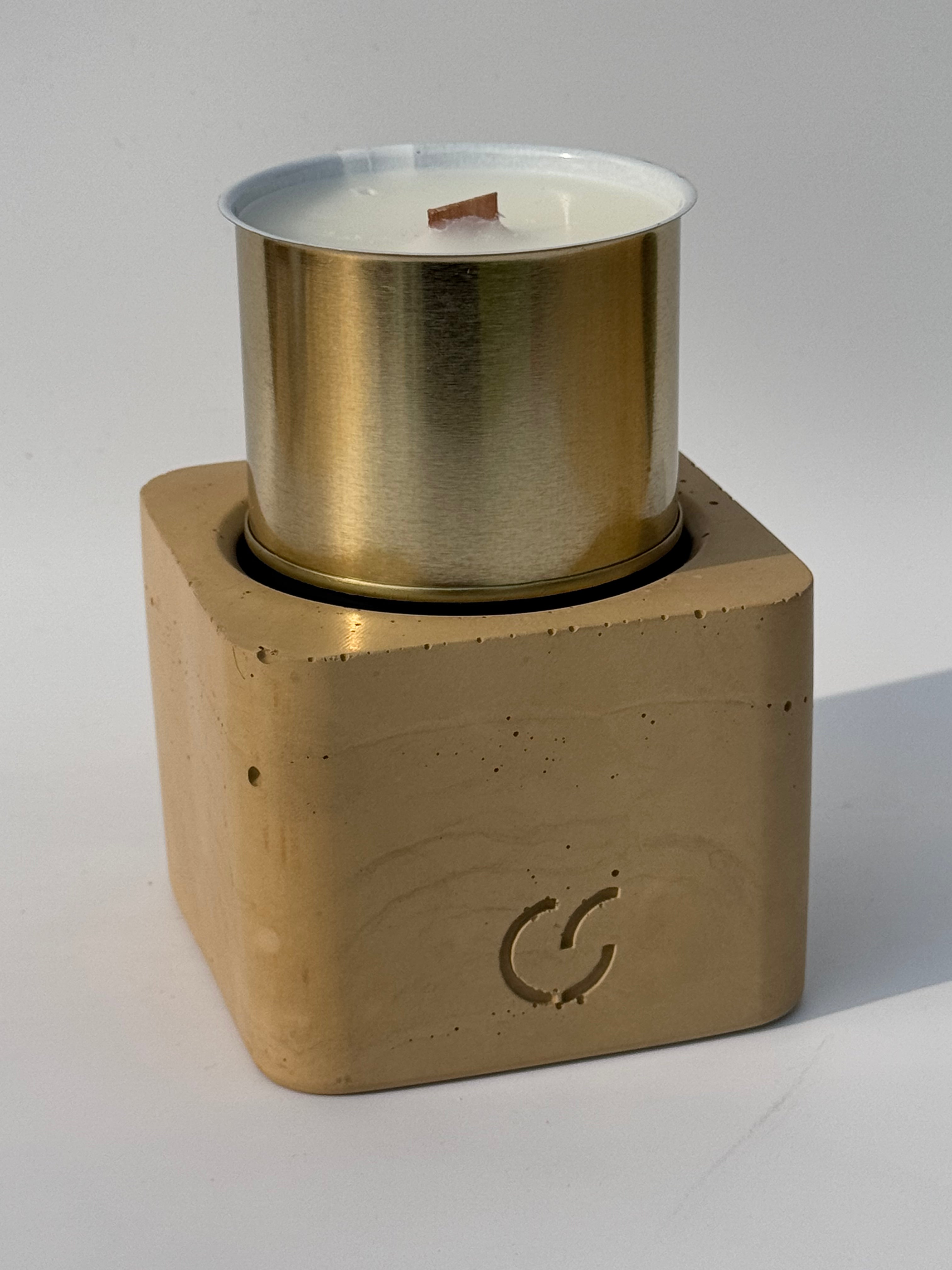 Duftkerze mit Holzdocht - Caramelbraun