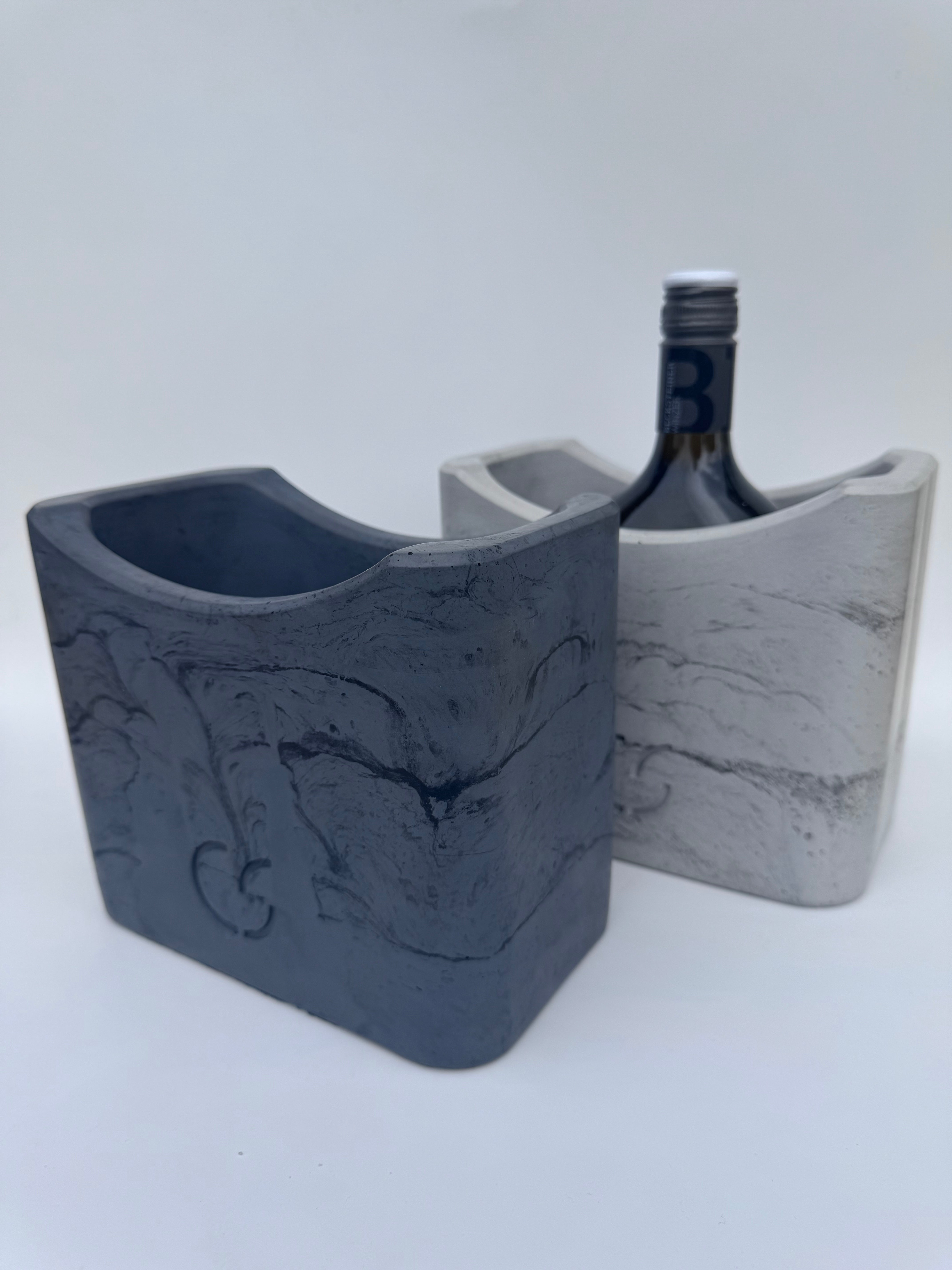 Bocksbeutel-Kühler aus Beton