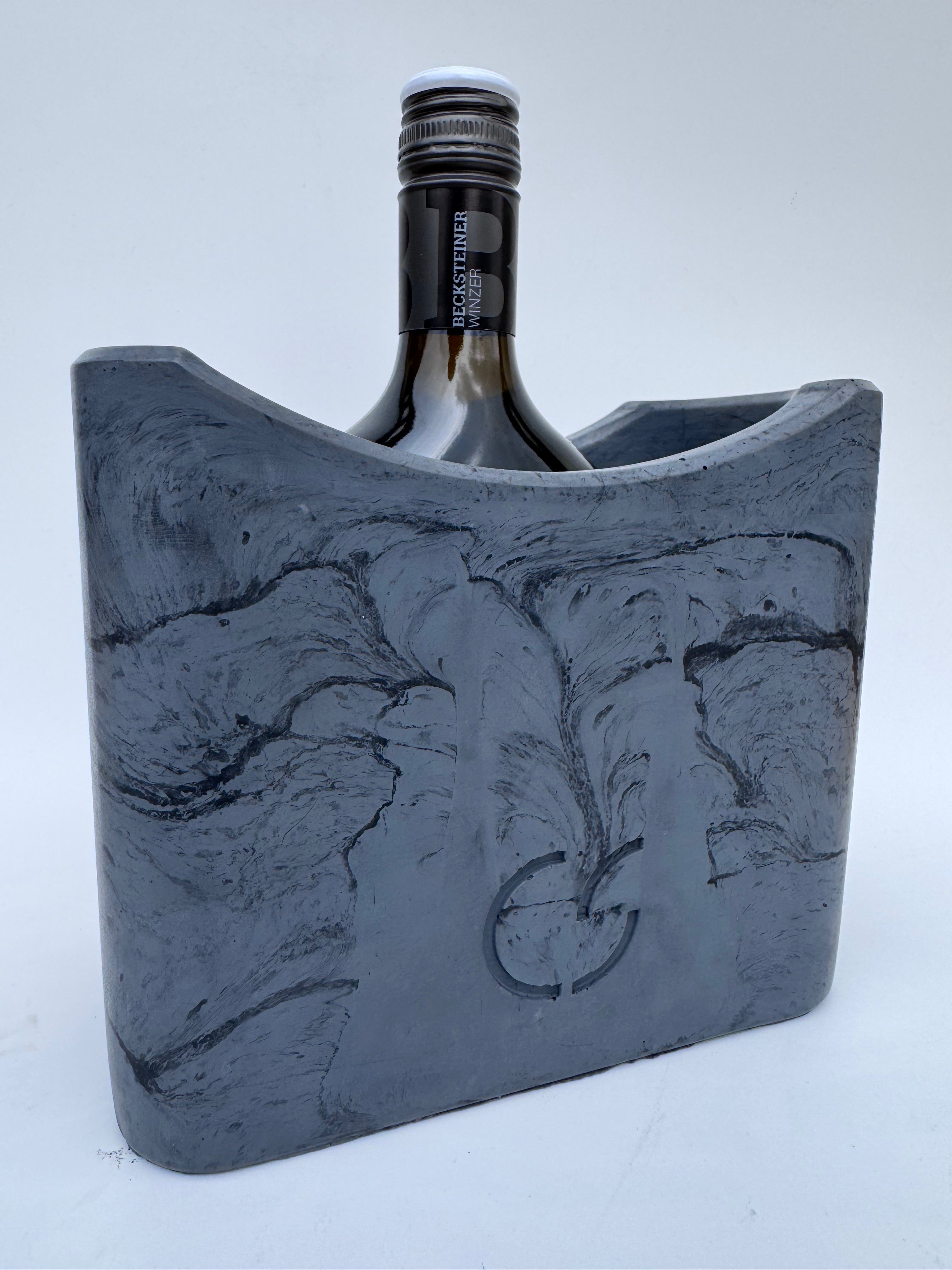 Bocksbeutel-Kühler aus Beton