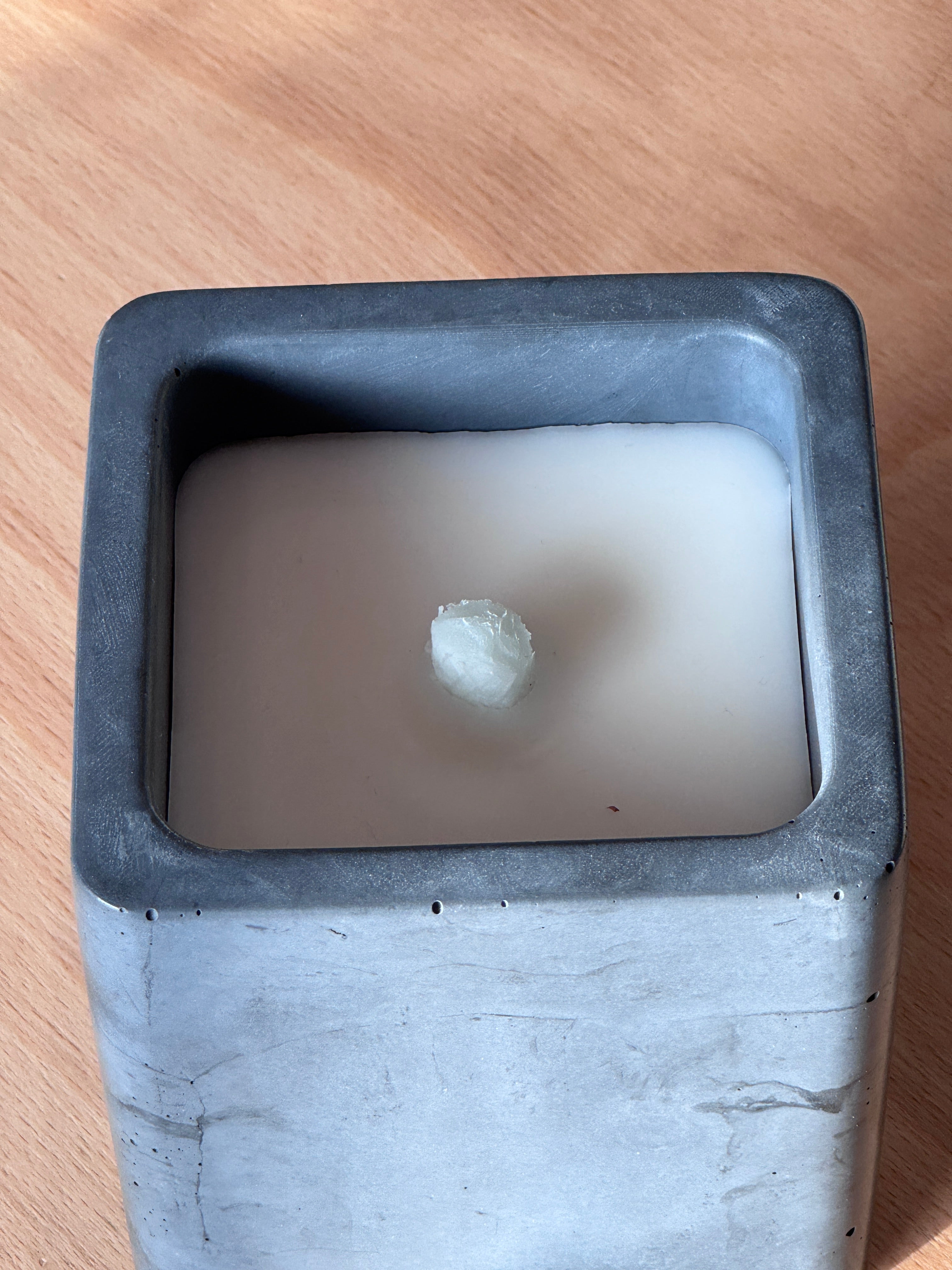 Beton-Tischfeuer mit Glasfaserdocht "SMART"