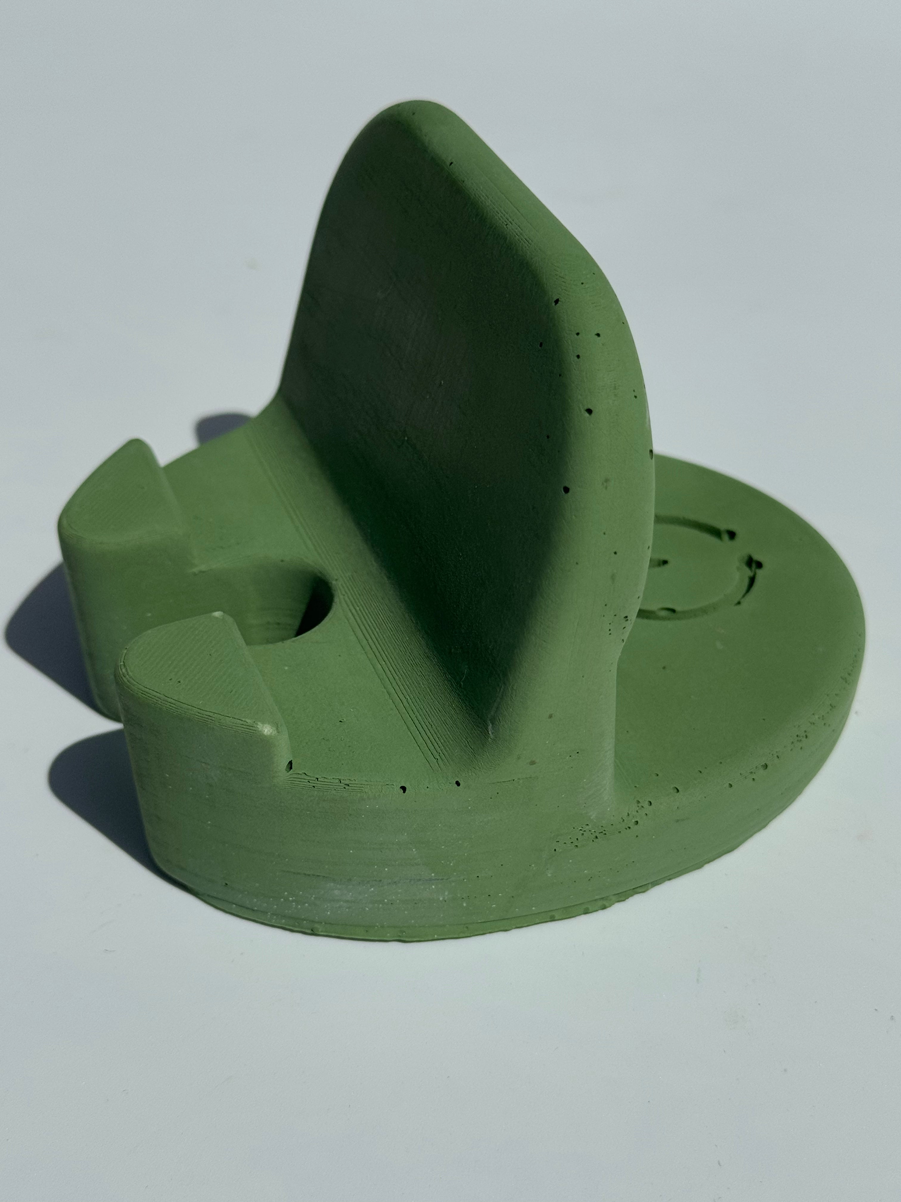 Handyhalter aus Beton