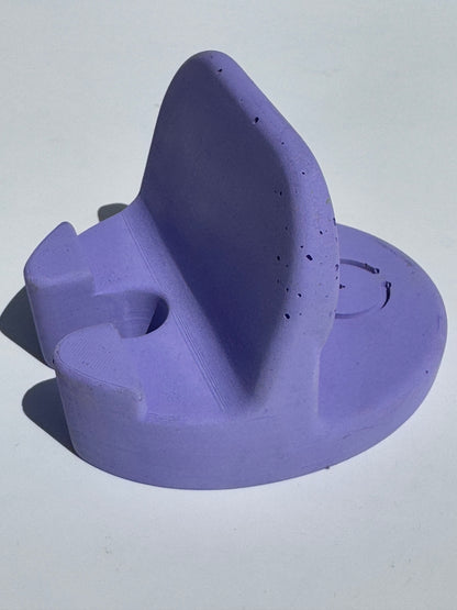 Handyhalter aus Beton