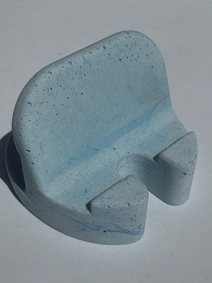 Handyhalter aus Beton