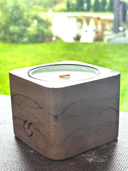 Nachhaltige Duftkerze mit Holzdocht