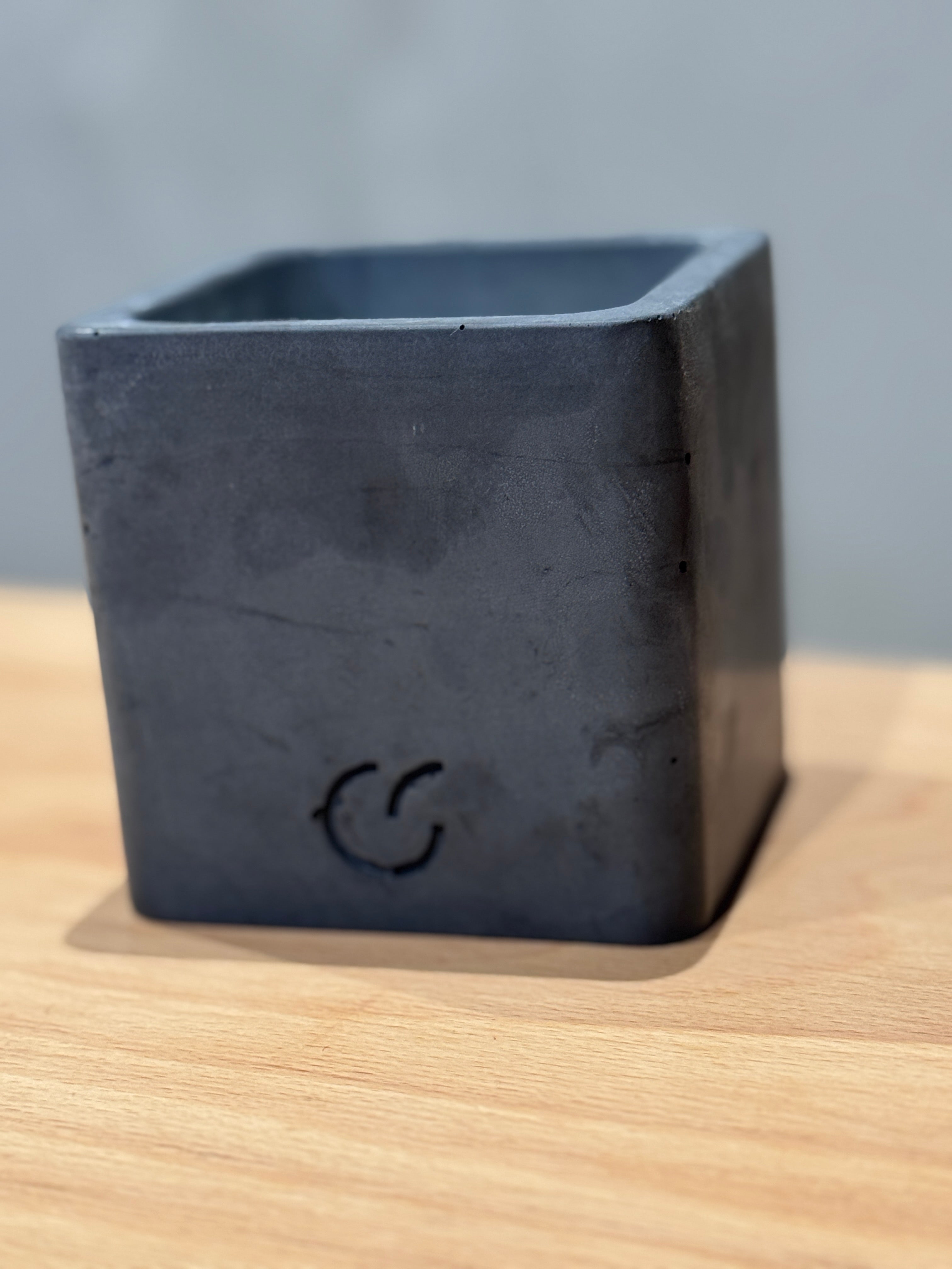 Beton-Tischfeuer mit Glasfaserdocht "SMART"